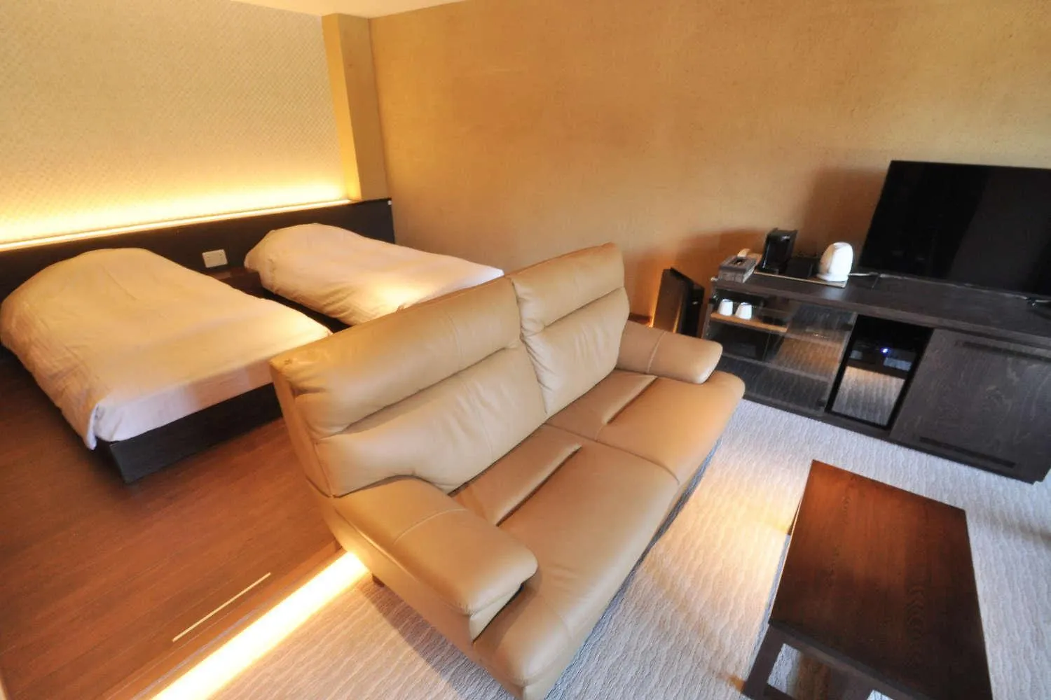 Aura Tachibana Hotel Hakone