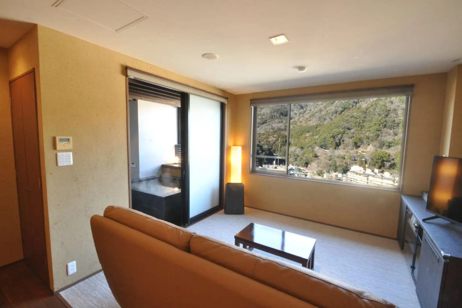 Aura Tachibana Hotel Hakone Ryokan